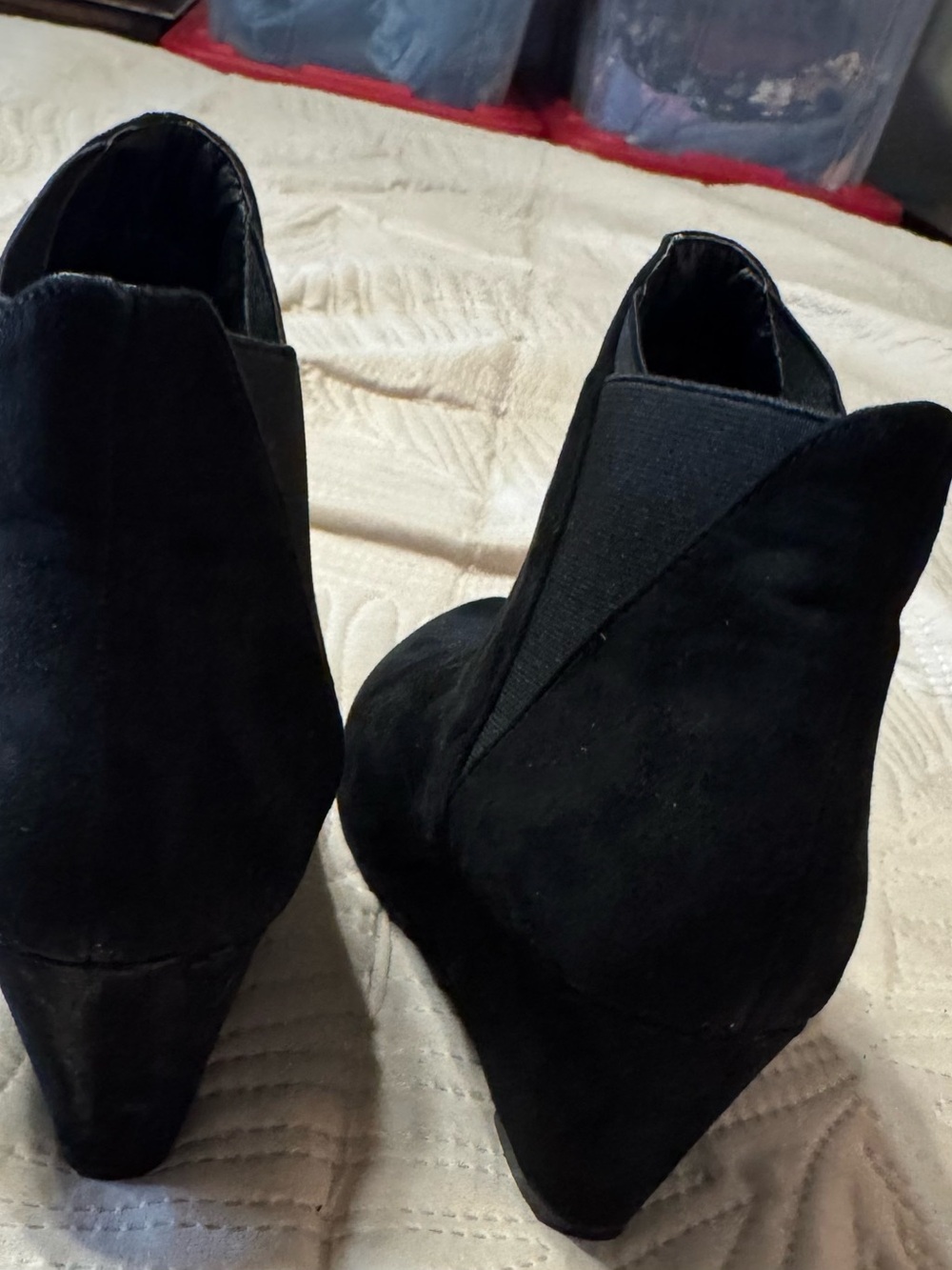 New Directions Black Suede Womens Ankle Booties Sz 7 - Picture 3 of 5